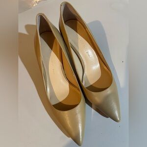 Banana Republic Women's Tan Pumps 9M